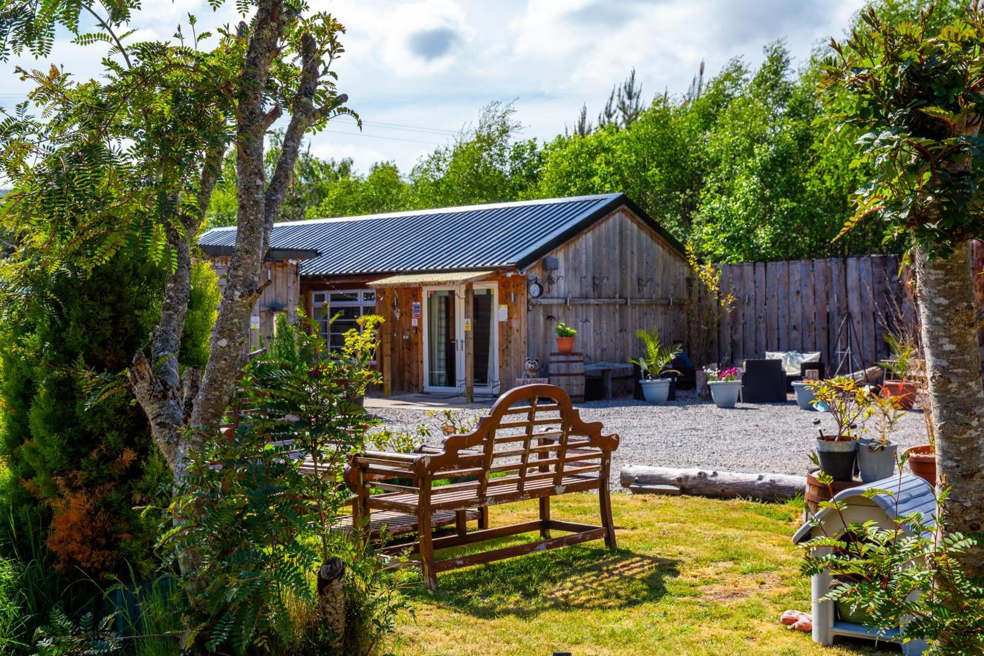 Highland Retreats Cannich エクステリア 写真