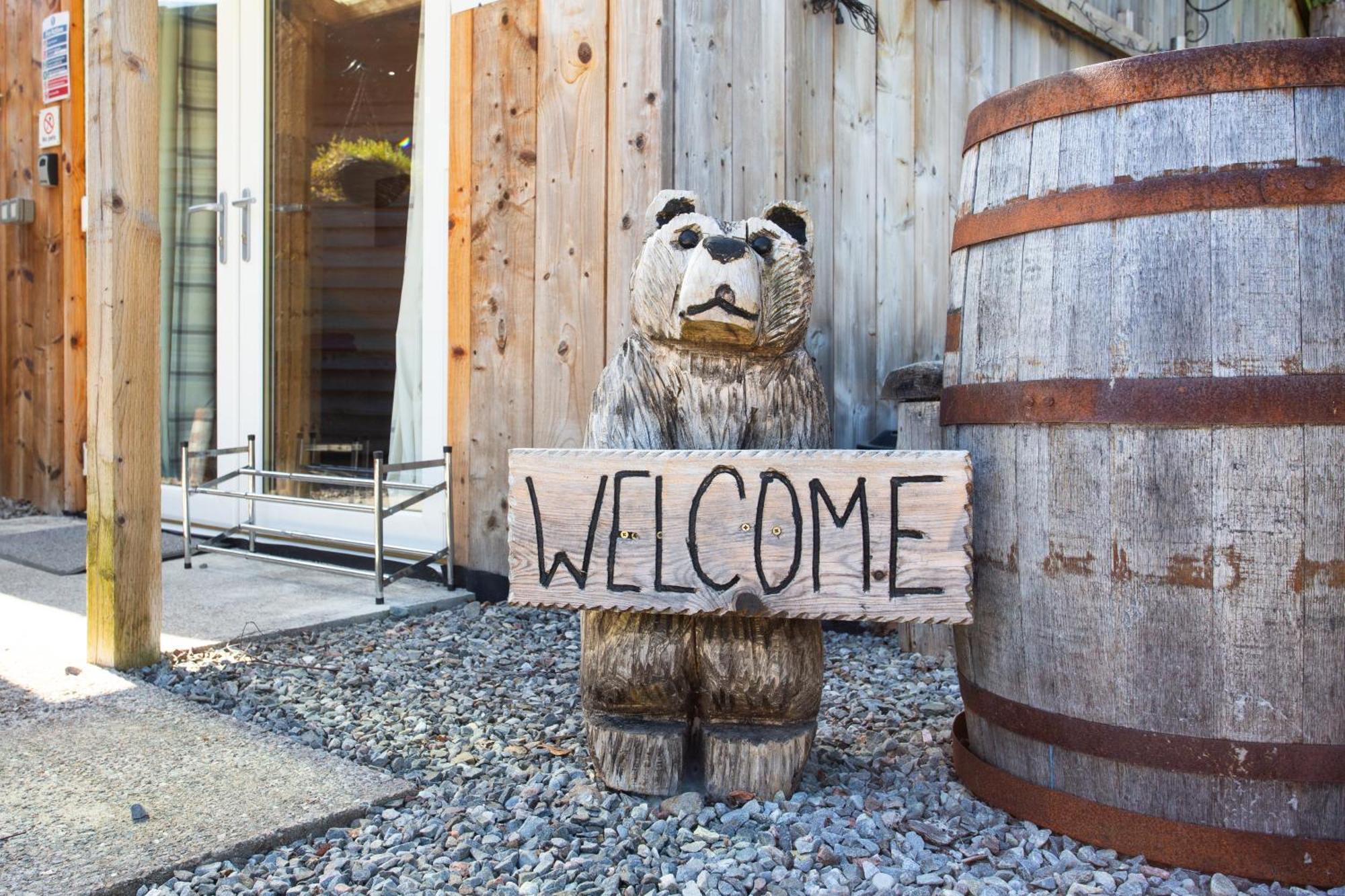 Highland Retreats Cannich エクステリア 写真